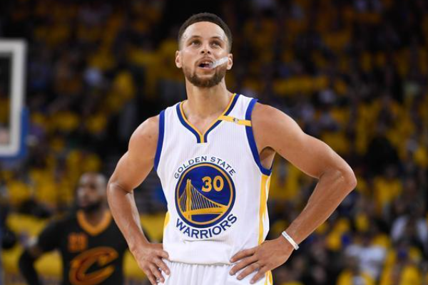 籃球比賽中六種防守戰(zhàn)術(shù)是什么？